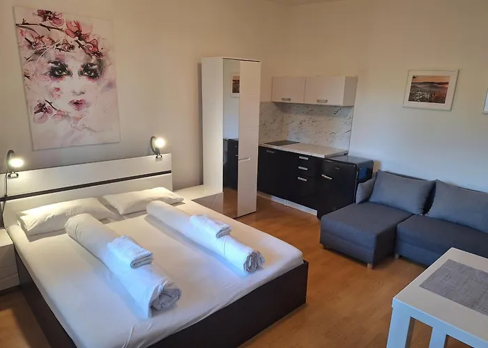 Emma Apartment Podhájska